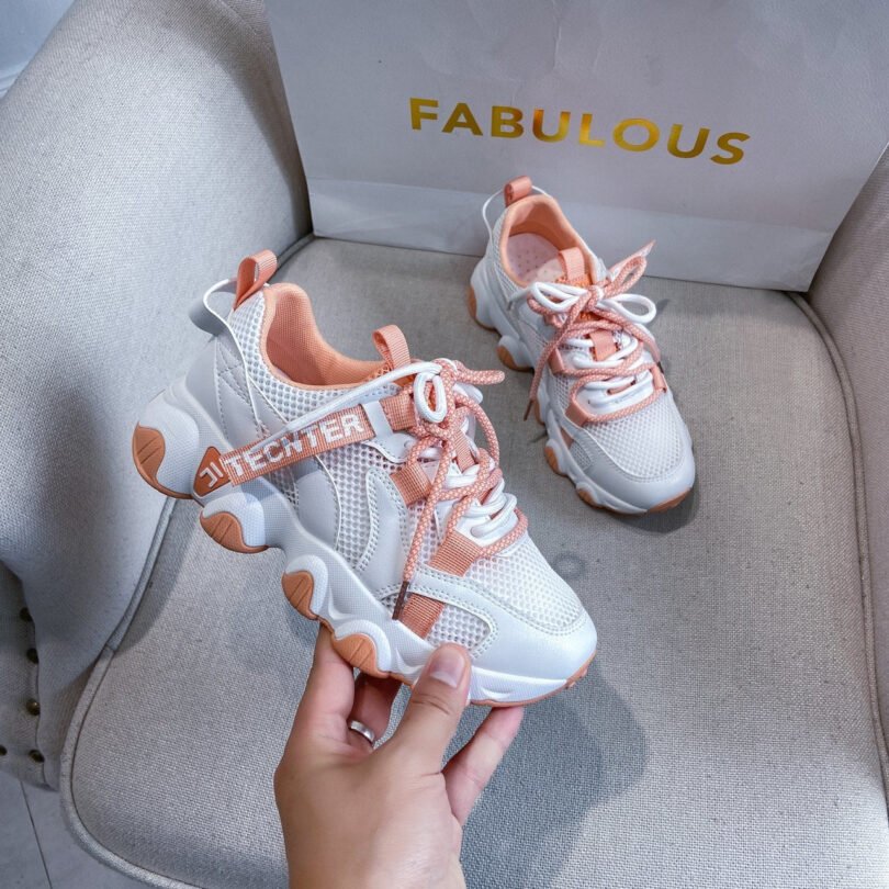 Women Wavy Mesh Contrast Patterned Sneakers - Image 8