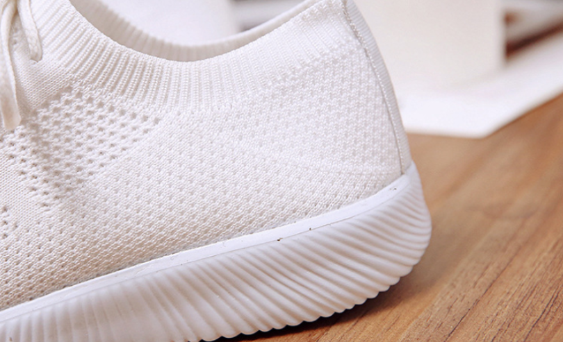 Solid Color Lace-up Flexible Sneakers - Image 5